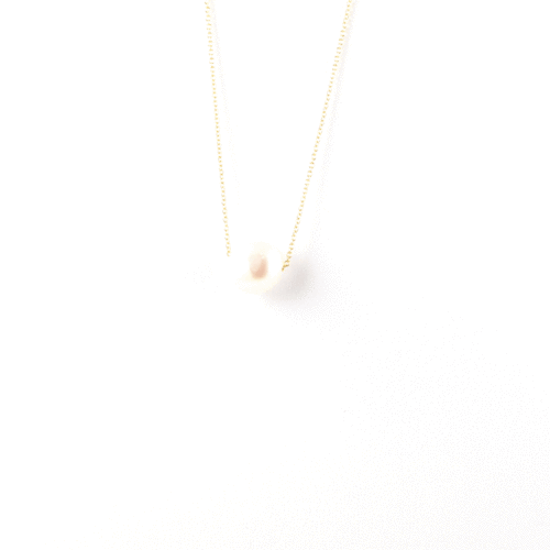 Yellow Gold Single Pearl Necklace